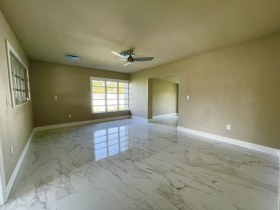 4th image of 69 Cardinal Dr