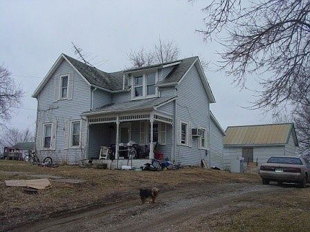 2nd image of 215 N California St