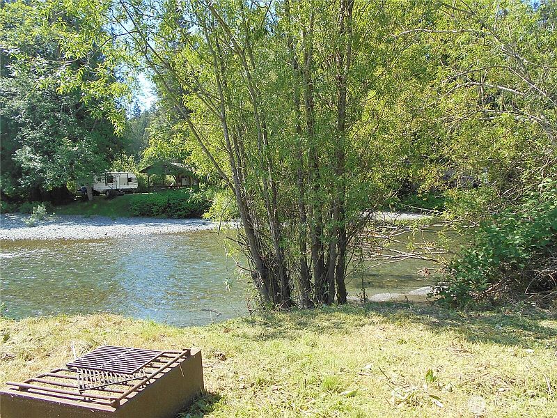 3rd image of 170 Kelly Road