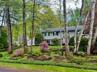 302 Dockham Shore Rd, Gilford, NH 03249