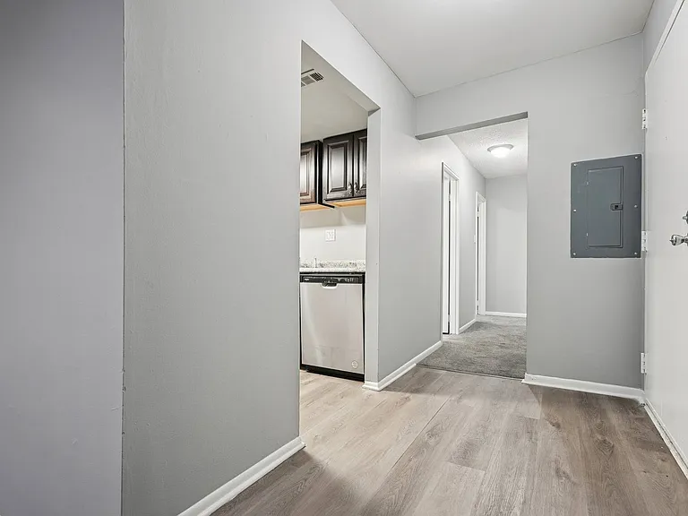 Aspen Apartments in Whitehall — Photo 56