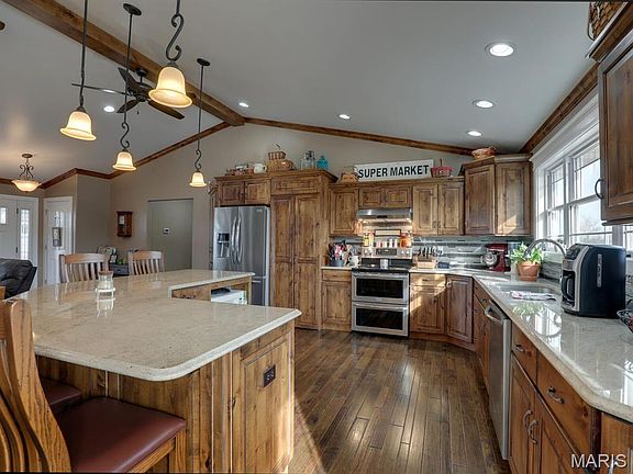 3rd image of 3721 Hawk Point