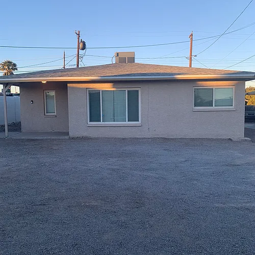 1721 Linden Ave Photo 1