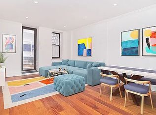 118 E 4th St APT 3, New York, NY 10003