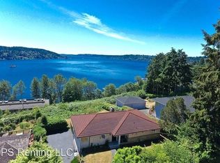 5677 NE 180th St #1, Kenmore, WA 98028