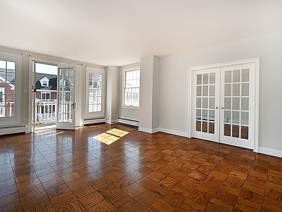 5th image of 201 Shearwater Ct W APT 23