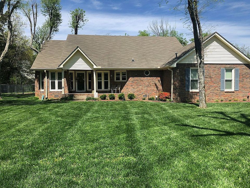 1st image of 328 Lynnford Dr
