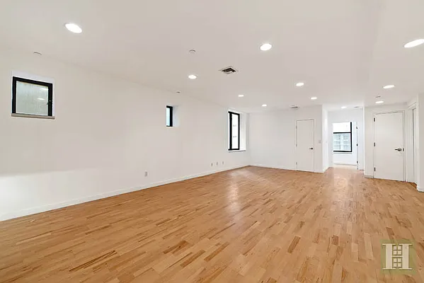 Rented by Halstead Real Estate | media 31