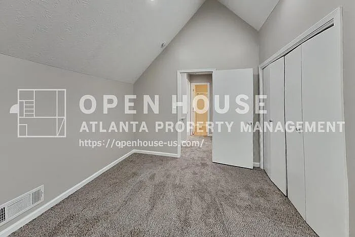 620 Gregory Manor Dr SW — Photo 12