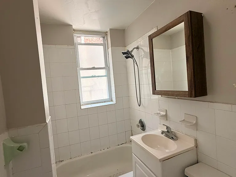 5304-06 Palisade Ave #201B — Photo 7