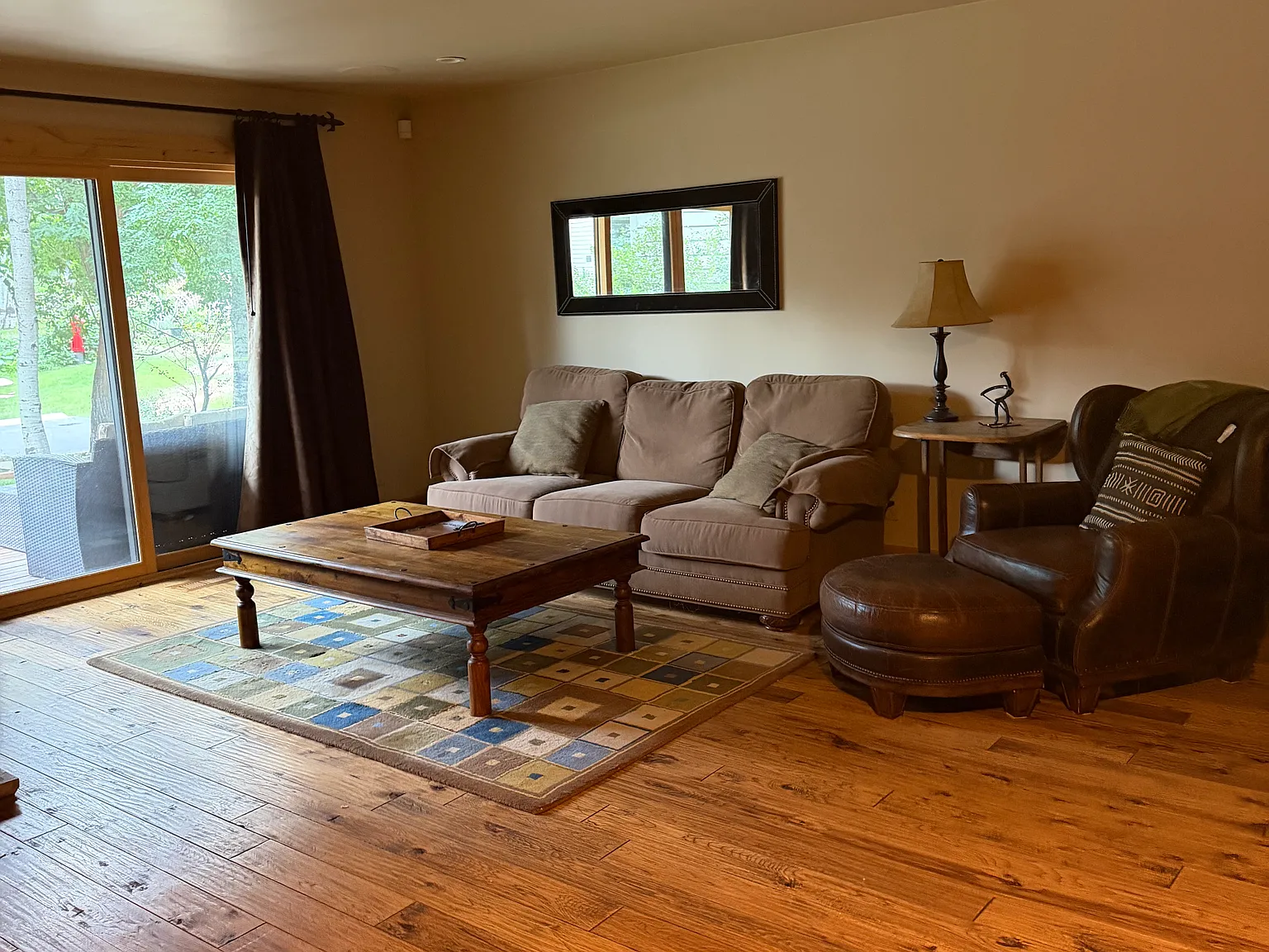 3 bed, 2.5 bath, 1700 sqft, $3,900 — Photo 3