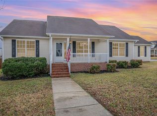 402 Sterling Ridge Dr, Archdale, NC 27263