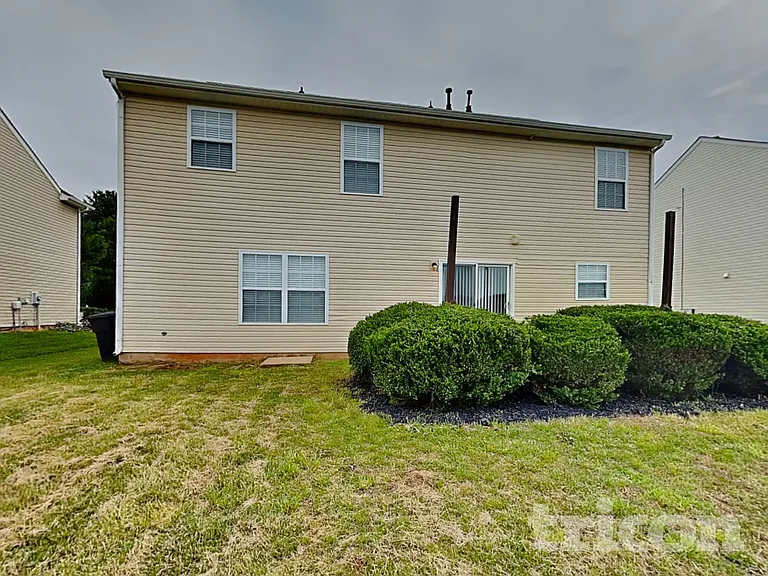 2208 Ballingarry Dr — Photo 19