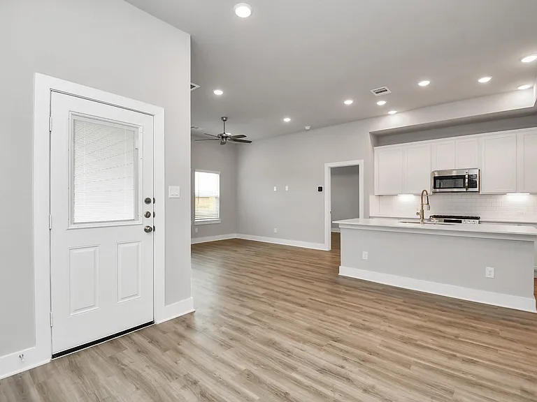 7514 Terramar Bay Ln — Photo 6