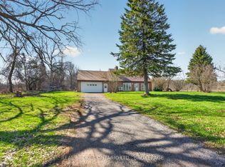 2268 McIntyre Rd, Loyalist, ON K0H 1G0