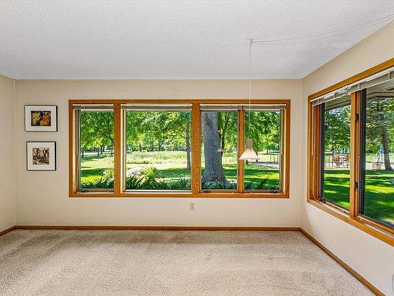 4th image of 609 Meldahl Ln