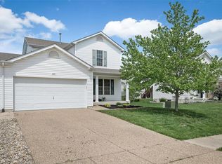 417 Carrollton Dr, Wentzville, MO 63385