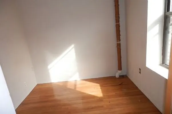 Rented by ArdorNY | media 25