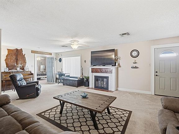 3rd image of 16903 State Highway 6