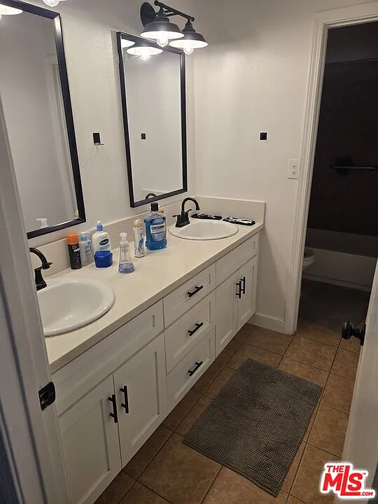 1 bed, 2.0 bath, $1,000 — Photo 3