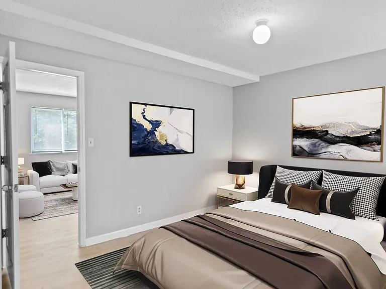 501 Vilas St — Photo 3