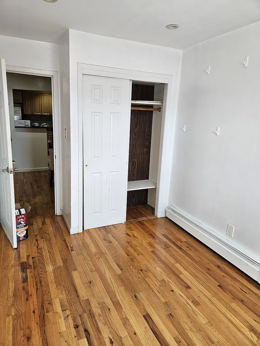 Building Photo - 7270 Calamus Ave