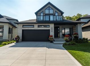 955 Stonecliffe Walk, Kitchener, ON N2P0K5