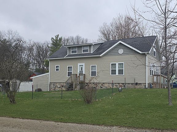 5th image of 804 E State St