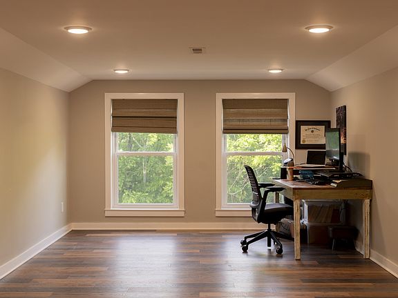 20th image of 3210 Morel Rd