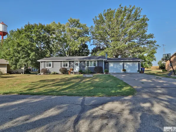 755 Washington St, Sterling, NE 68443