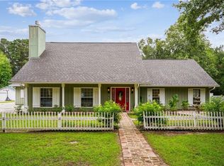 1 Rene Ct, Mandeville, LA 70471