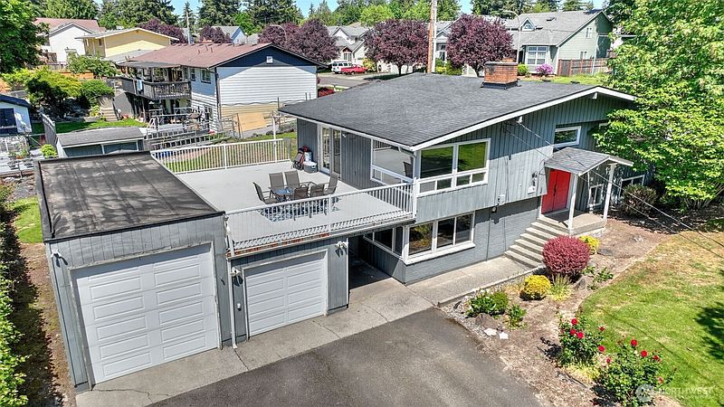 3rd image of 2200 NE 24th Street