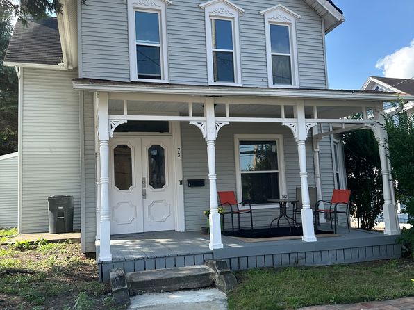 73 S Maple St #3