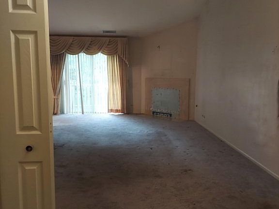 2nd image of 1303 Woodside Ct Unit A2