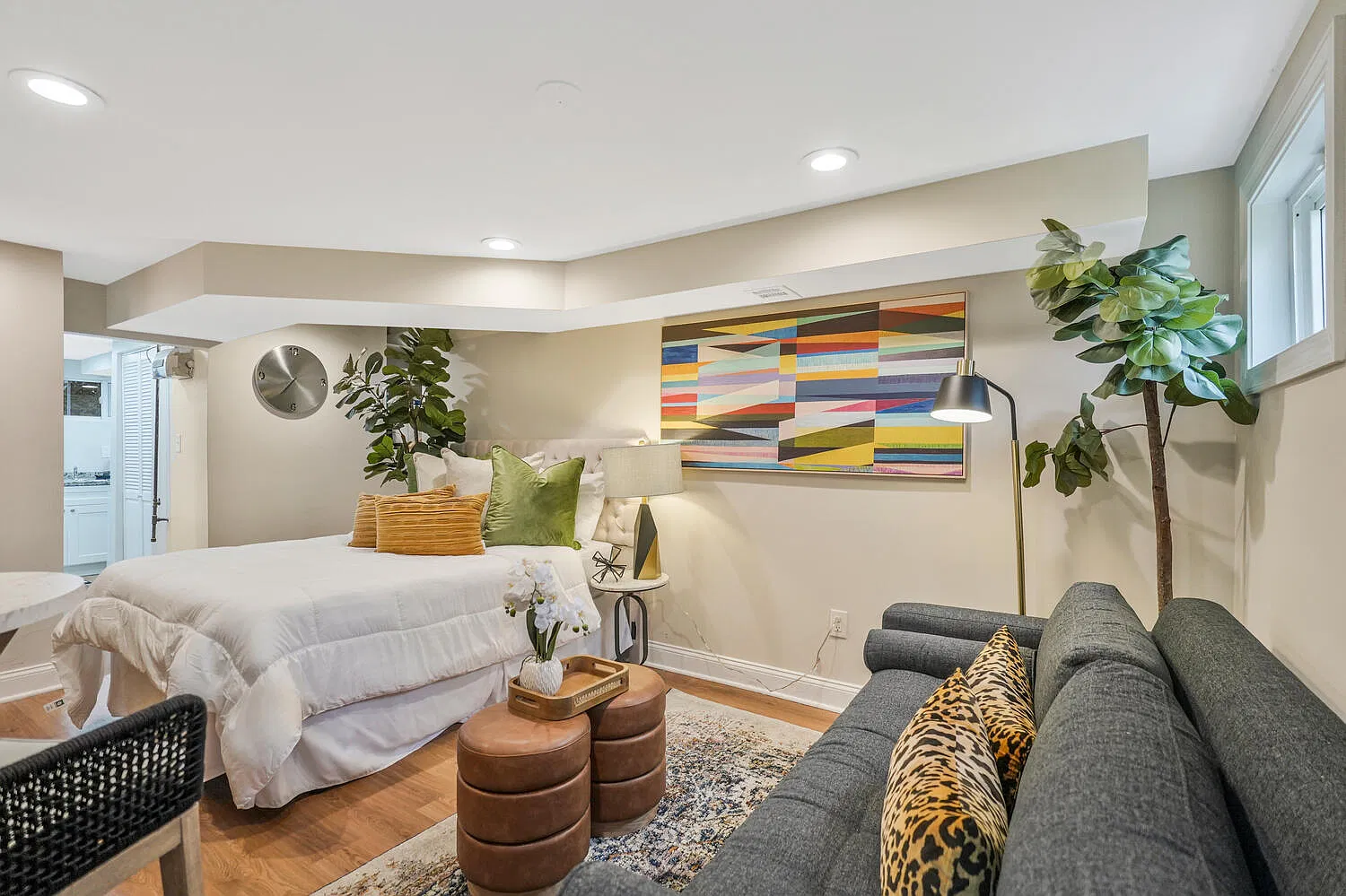 Studio, 800 sqft, $1,800 — Photo 1