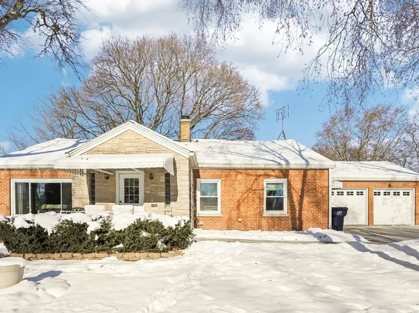 203 South St, Juneau, WI 53039