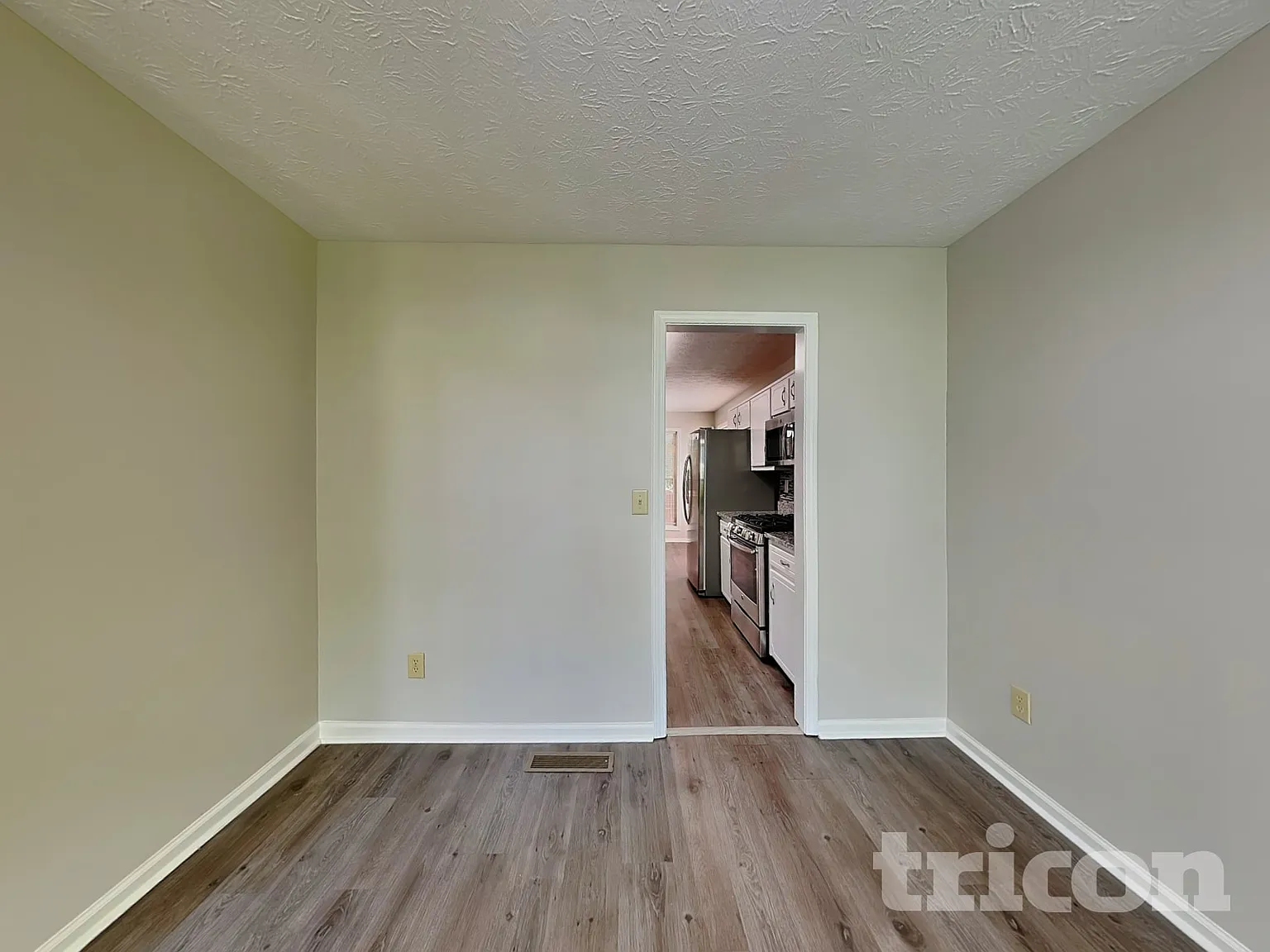 12009 Harbour Town Pkwy Fayetteville GA — Photo 3