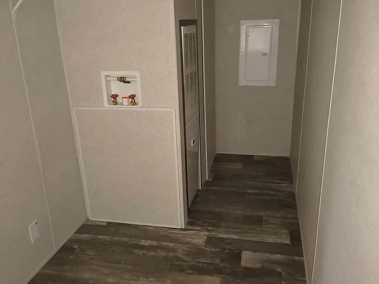 43 Sunset Ave — Photo 16