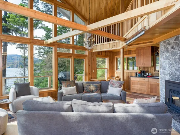 122 Lohman Lane, Orcas Island, WA 98245