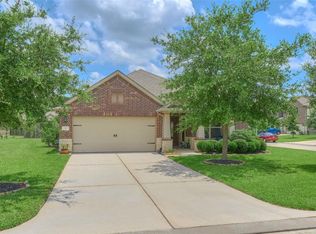 1 Landscape Ct, Conroe, TX 77301