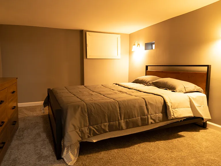 951 Homestead St #1 — Photo 33