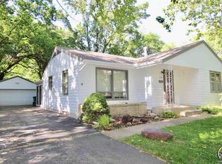 1526 SW 22nd Park, Topeka, KS 66611