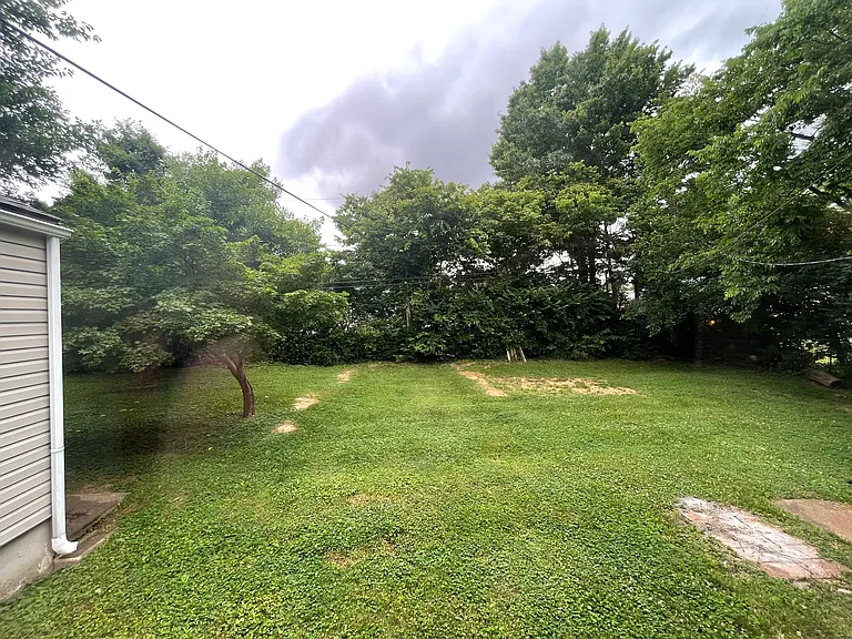 8007 Greenway Dr — Photo 3