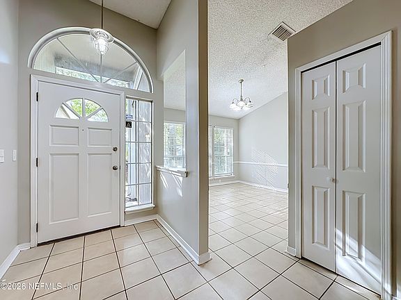 3rd image of 8174 LOCH LOMOND Lane