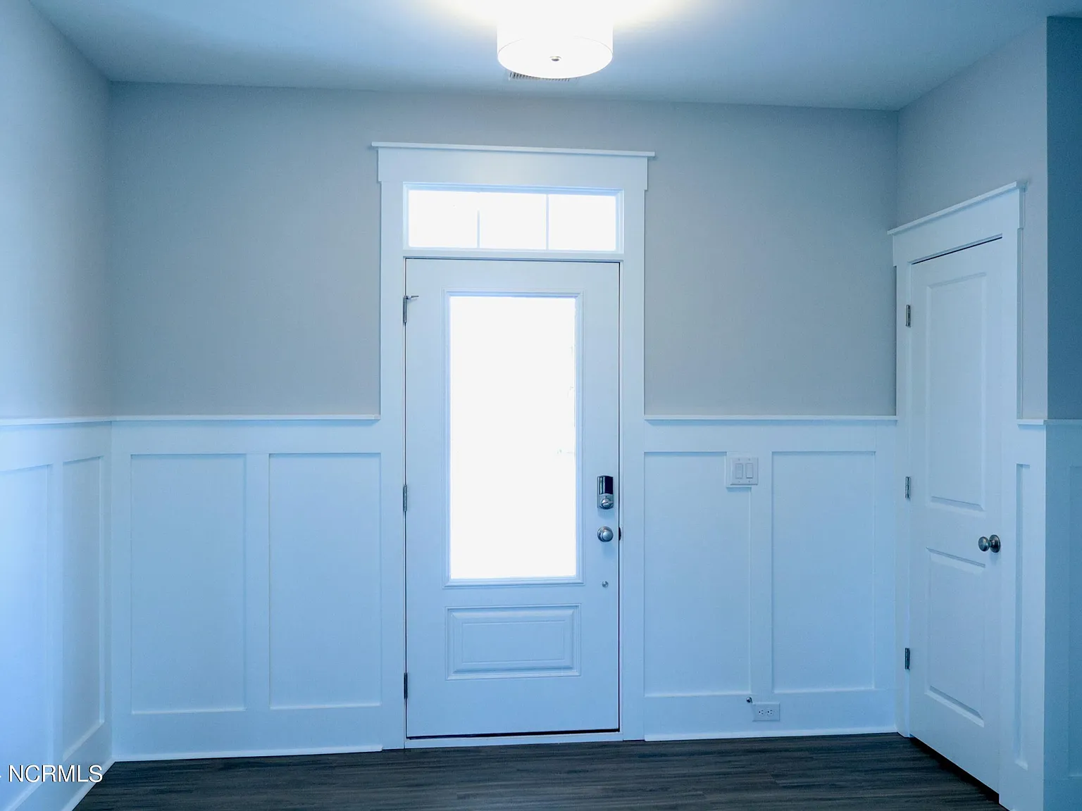 4 bed, 3.5 bath, 2661 sqft, $2,800 — Photo 3