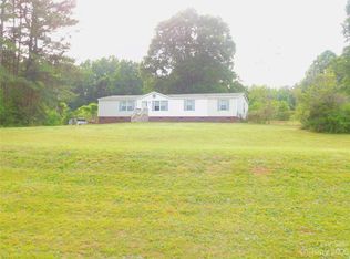 1642 Springlake Rd, York, SC 29745