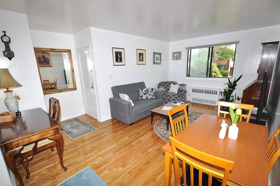 1st image of 19 Lawrence Drive #1A