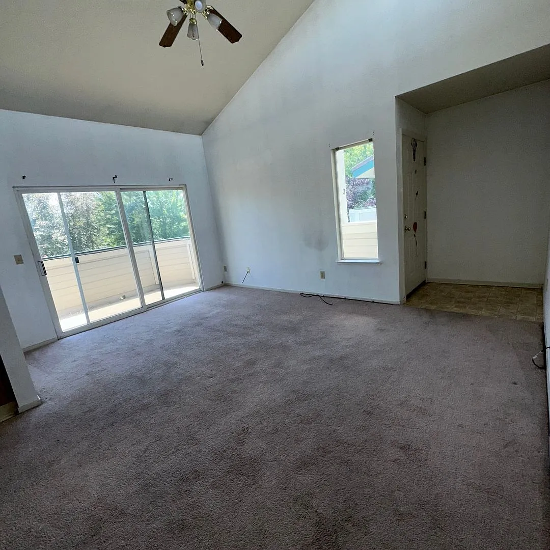 Springland Village Condo — Photo 4