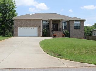 199 Kendra Dr, Mooresville, NC 28117
