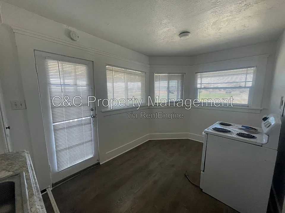 1200 W Market Cir #2